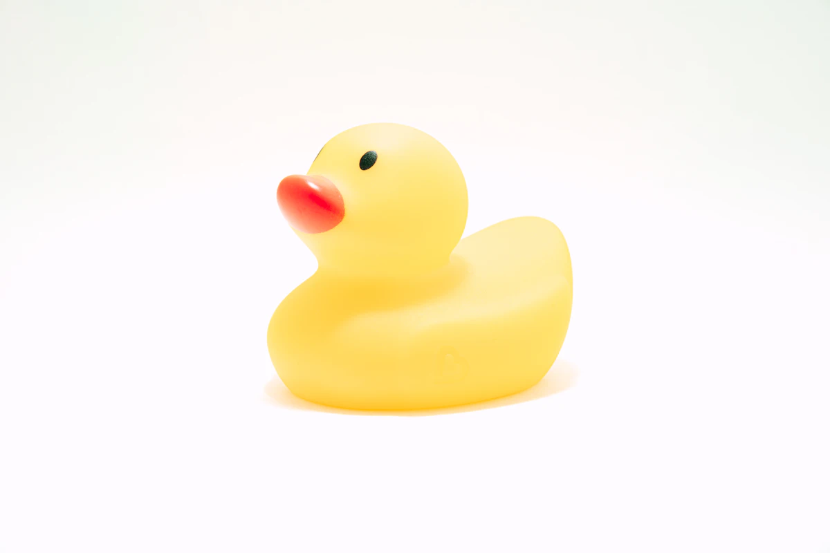 Badeenten und Badespielzeug in der Wanne