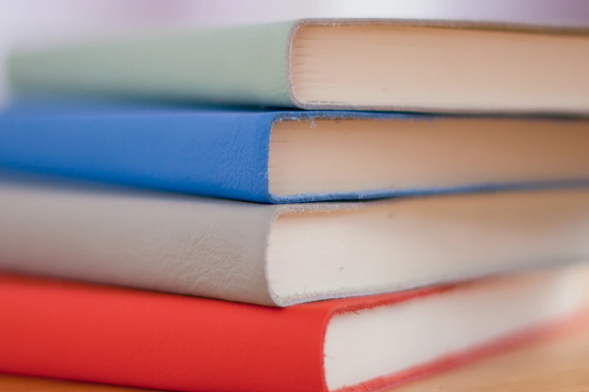 Stapel Kinderbücher