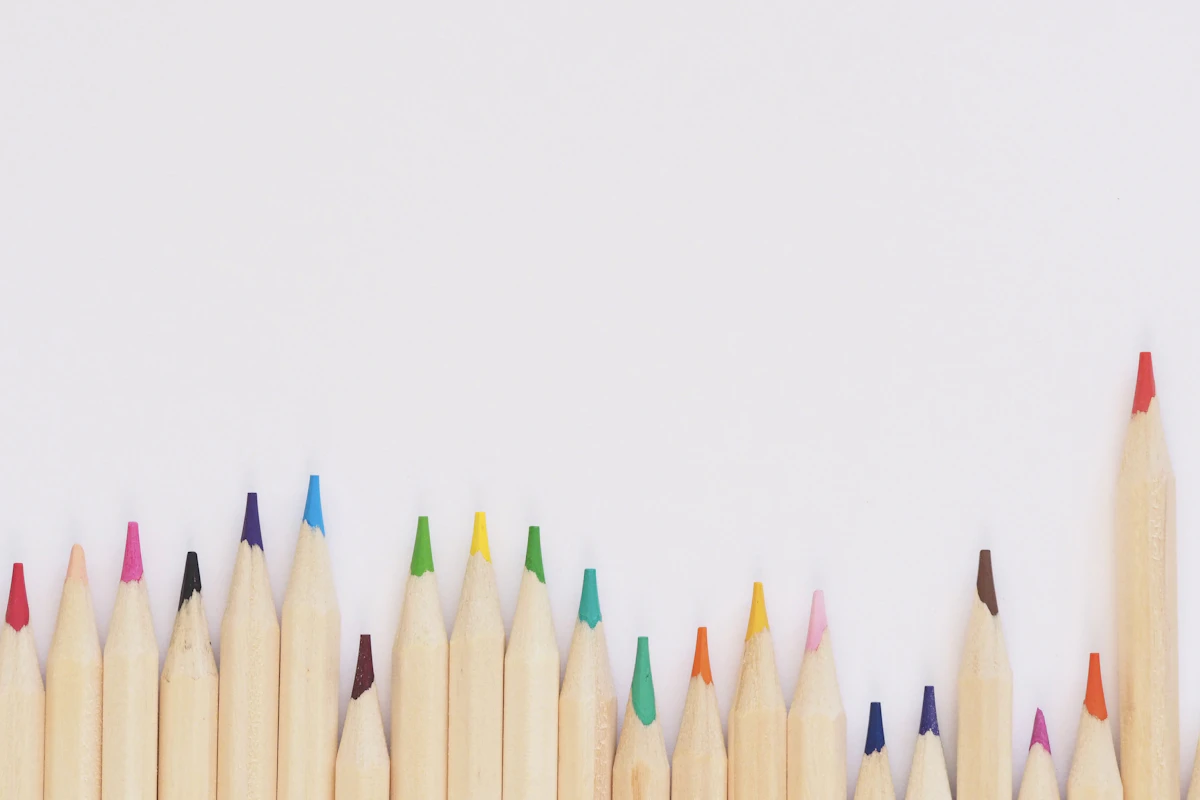 Malset mit Stiften und Farben